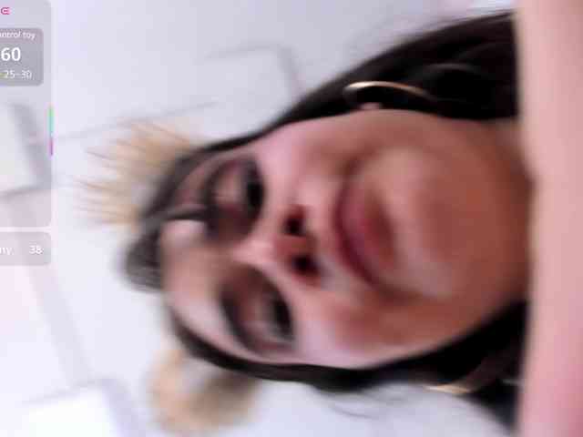 Valeriagomez webcam