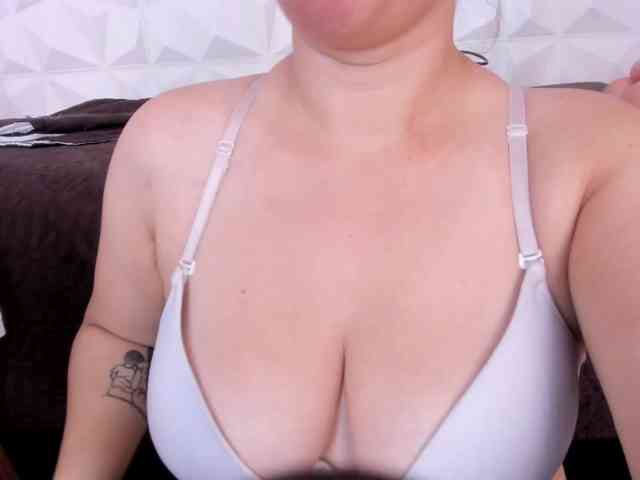 Valeriagomez webcam