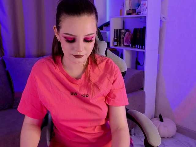 monicaerotic's BongaCams show and profile