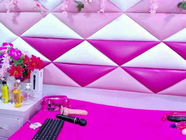 SalmaSantos Live Webcam on BongaCams