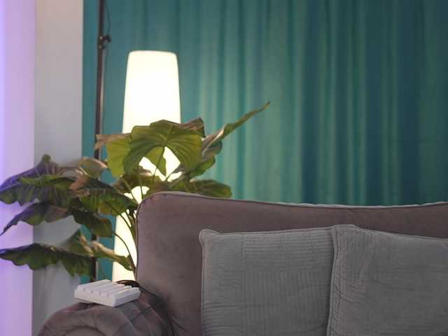 Asssmerising's BongaCams show and profile