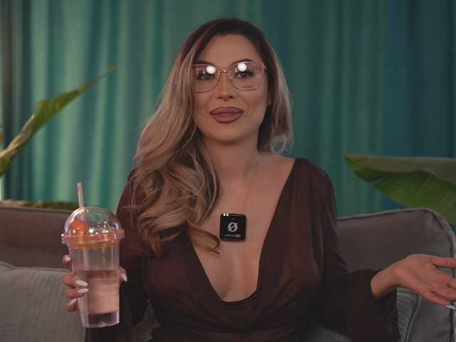 Asssmerising's BongaCams show and profile