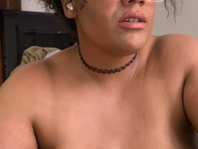 DezerayxxxDelicious