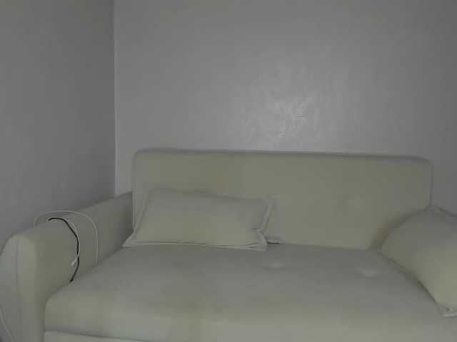 Alenkahot's BongaCams show and profile