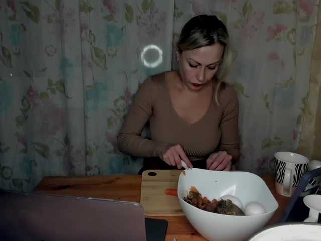 Alenkahot's BongaCams show and profile