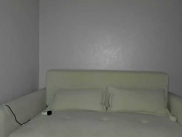 Alenkahot's BongaCams show and profile