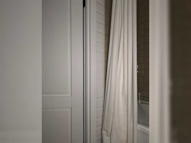 Alenkahot's BongaCams show and profile