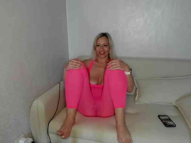 Milfa_hot webcam