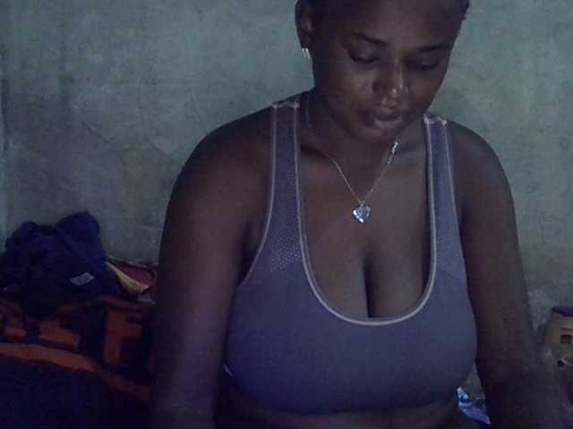 Sexypretty01's BongaCams show and profile
