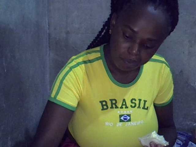 Sexypretty01's BongaCams show and profile