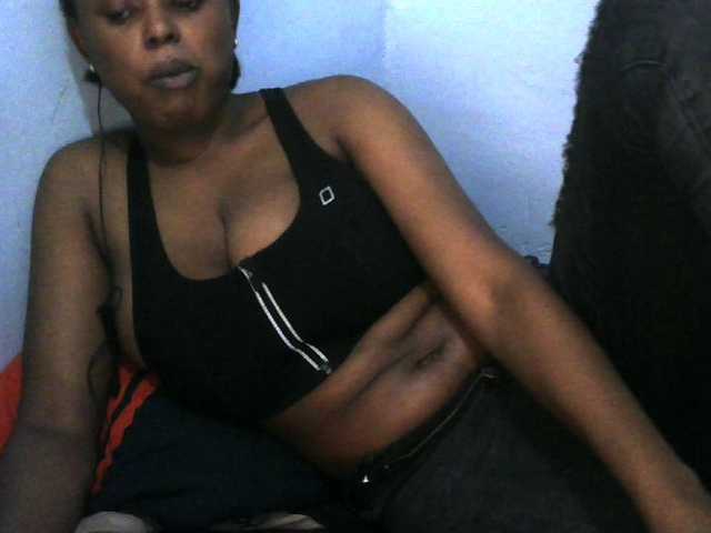 Sexypretty01's BongaCams show and profile