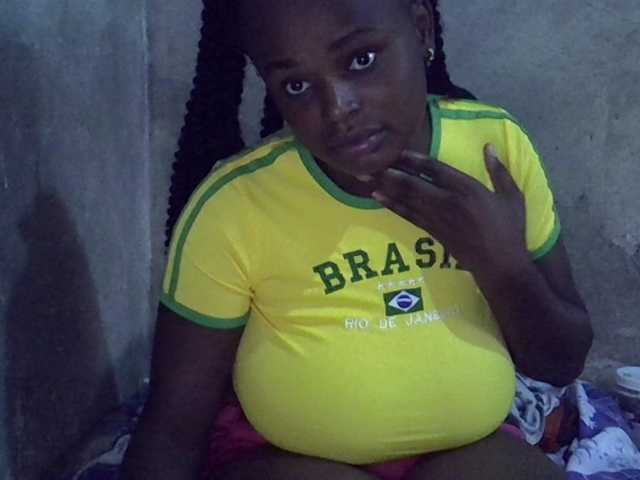 Sexypretty01's BongaCams show and profile