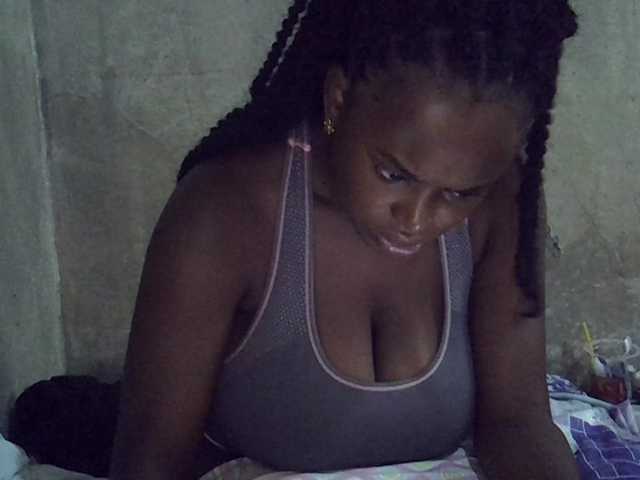 Sexypretty01's BongaCams show and profile