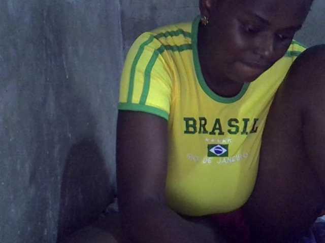 Sexypretty01's BongaCams show and profile