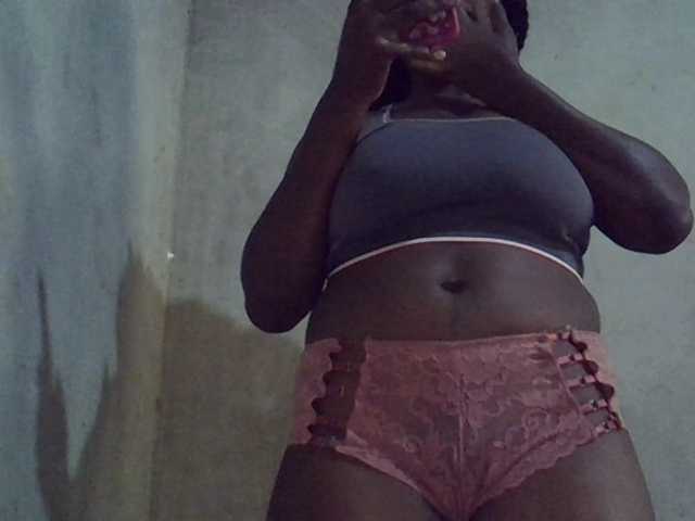 Sexypretty01's BongaCams show and profile