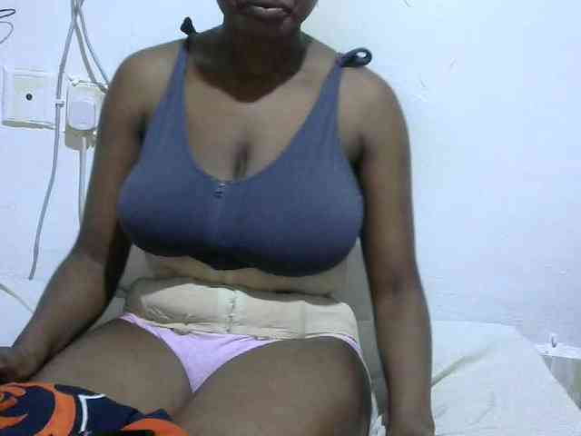 Sexypretty01 webcam