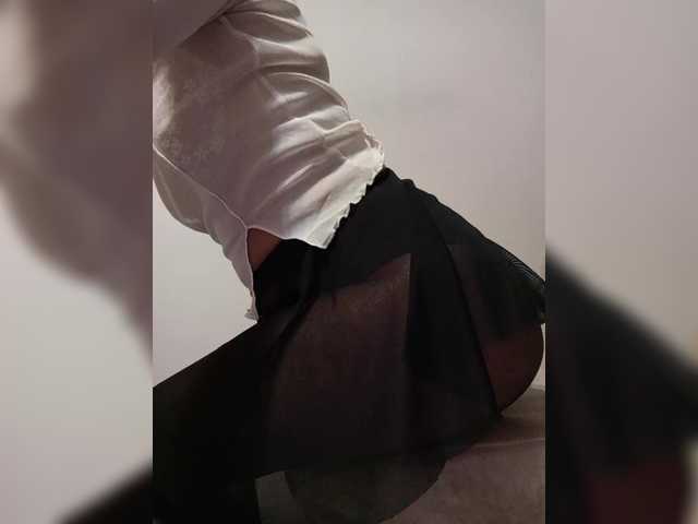 Leylla's BongaCams show and profile