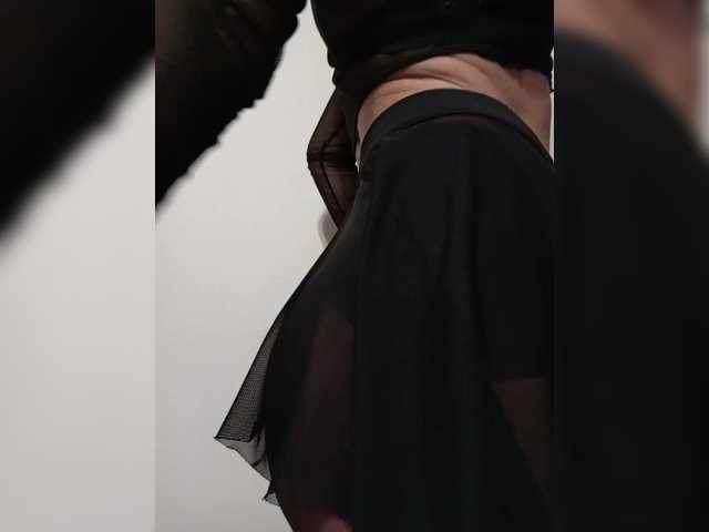 Leylla's BongaCams show and profile