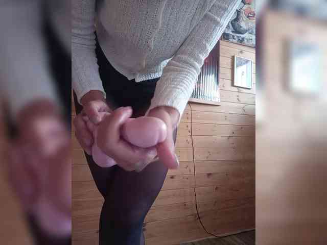 Leylla_ webcam