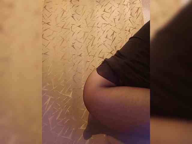 Leylla_ webcam