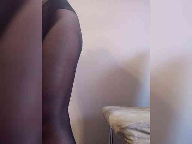 Leylla_ webcam