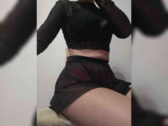 Leylla_ webcam