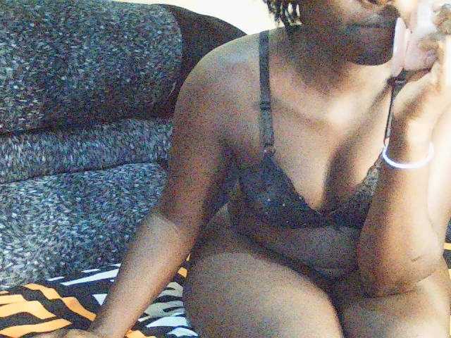 DivineAssGoddess from BongaCams is Freechat