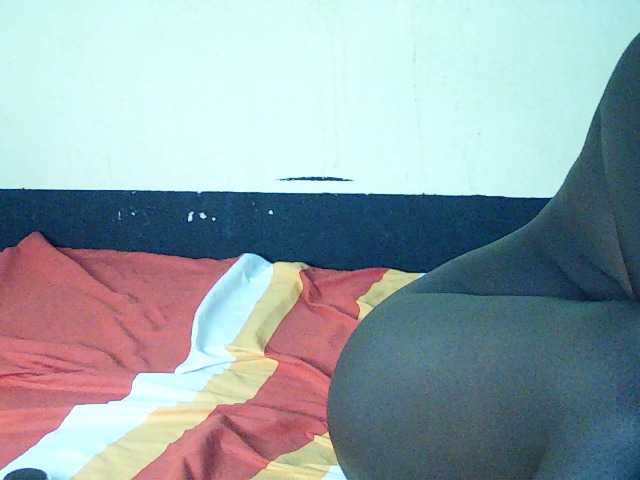  DivineAssGoddess chat room