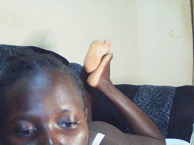 DivineAssGoddess's BongaCams show and profile