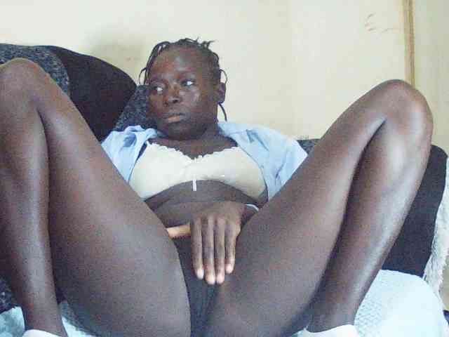 DivineAssGoddess webcam