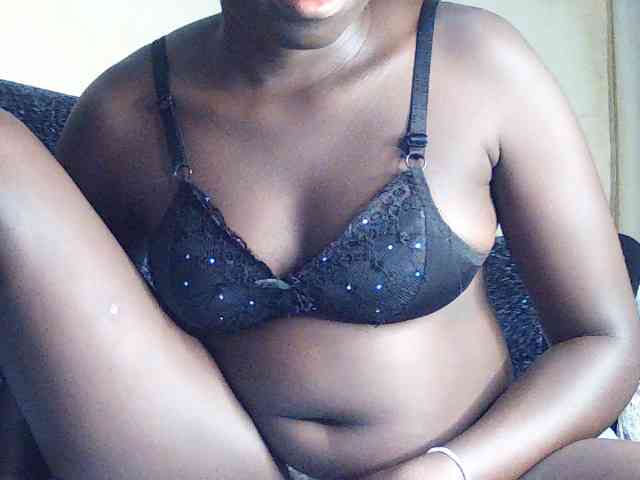 DivineAssGoddess webcam