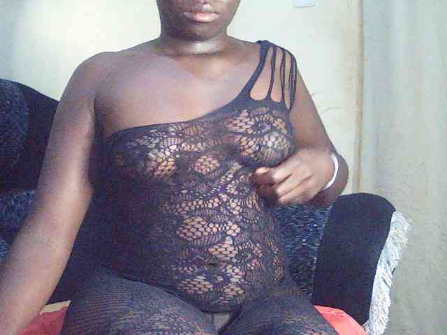 DivineAssGoddess webcam