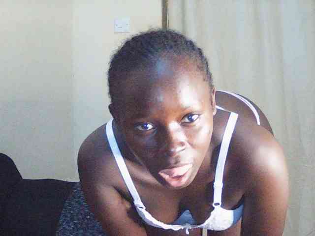 DivineAssGoddess webcam