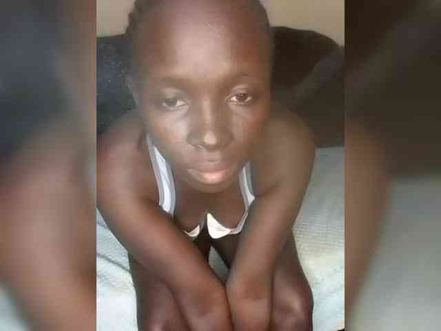 DivineAssGoddess webcam