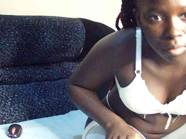 DivineAssGoddess webcam