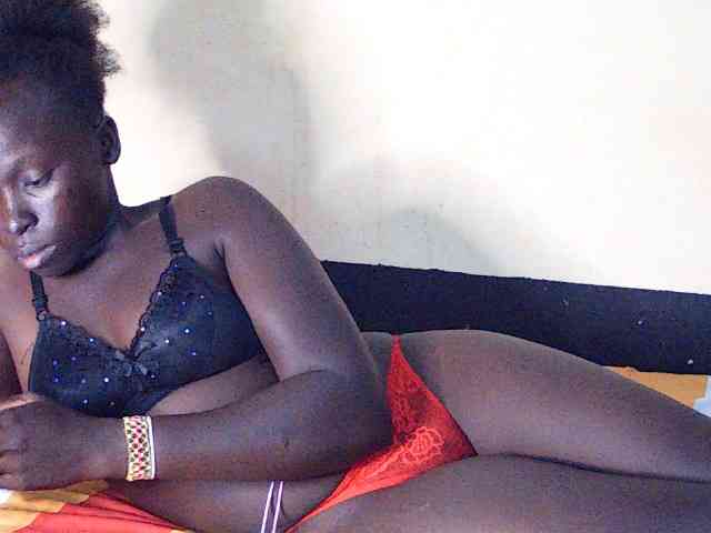 DivineAssGoddess webcam