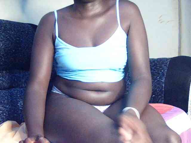 DivineAssGoddess webcam