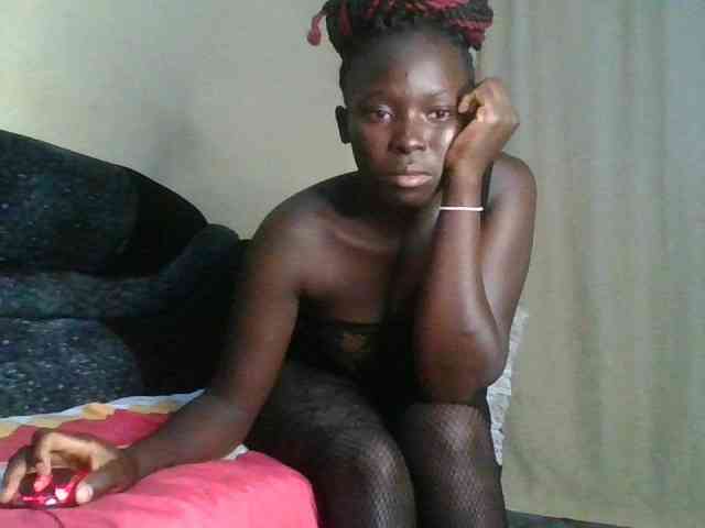 DivineAssGoddess webcam