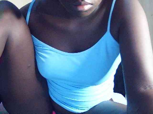 DivineAssGoddess webcam