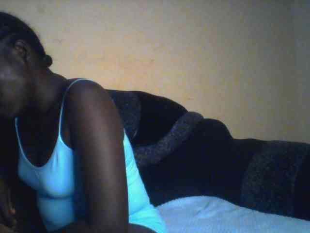 DivineAssGoddess webcam