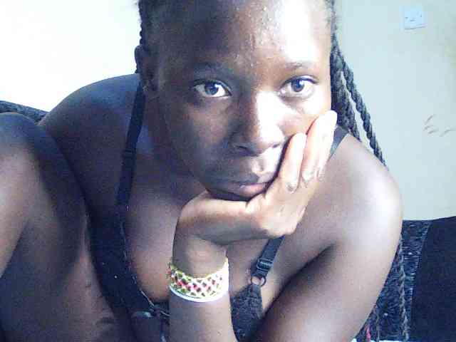 DivineAssGoddess webcam