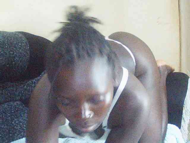 DivineAssGoddess webcam