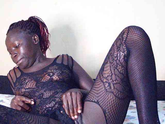 DivineAssGoddess webcam