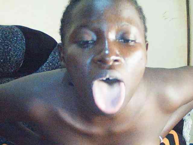 DivineAssGoddess webcam