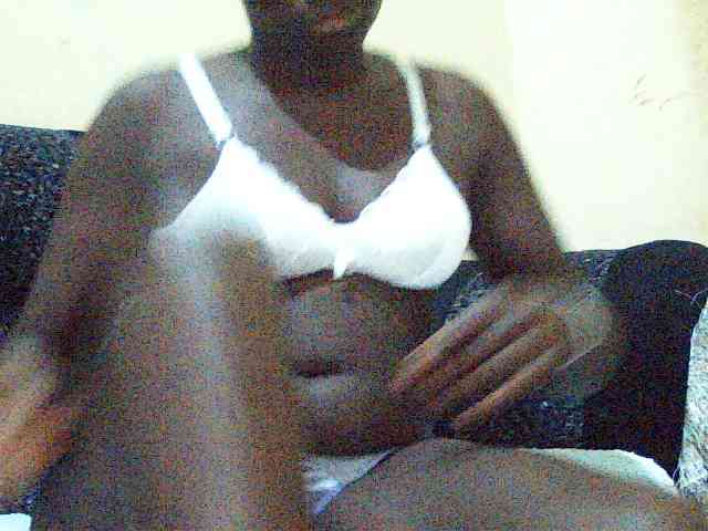 DivineAssGoddess webcam