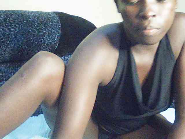 DivineAssGoddess webcam