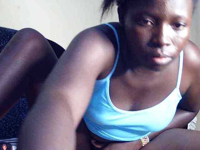 DivineAssGoddess webcam