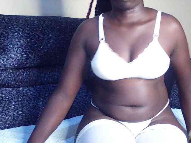 DivineAssGoddess webcam