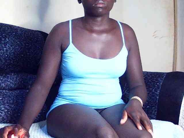 DivineAssGoddess webcam