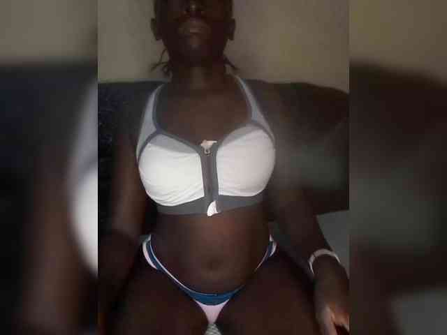 DivineAssGoddess webcam